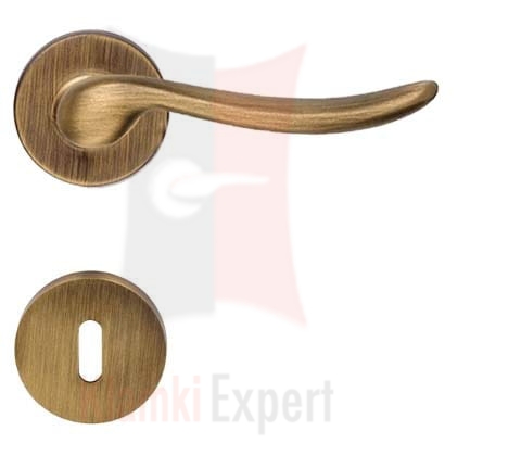 Klamka Beta 027 z rozetą na klucz