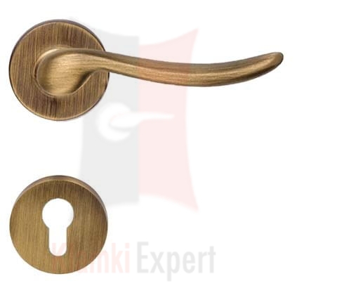 Klamka Beta 027 z rozetą na wkładkę