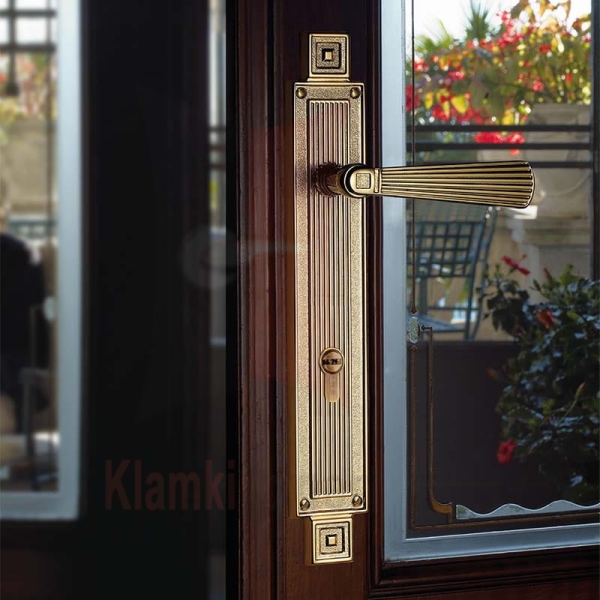 Klamka OPERA 1055 z otworem na wkładkę