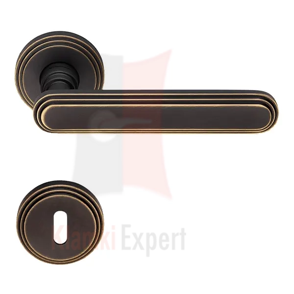 Klamka Chic 004 BM brązowiony matowy (ciemny) z rozetą na klucz