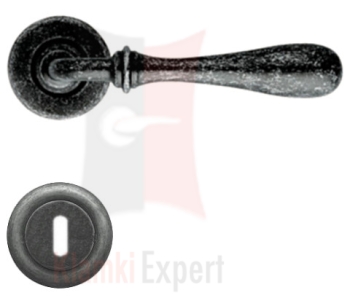 Klamka z rozetą na klucz